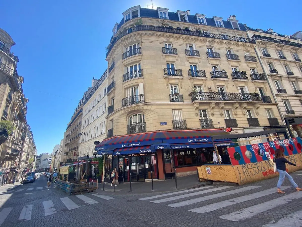 Montmartre, Studio Tres Bien Localisé Apartamento